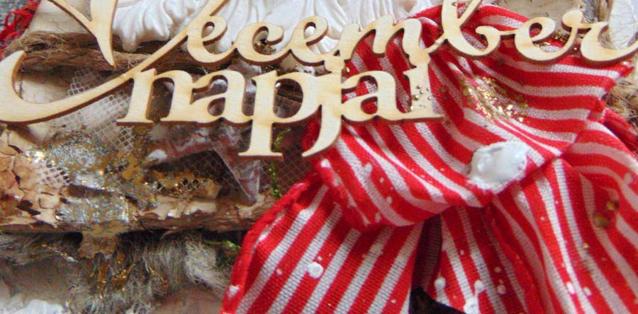 December Daily– Juli módra